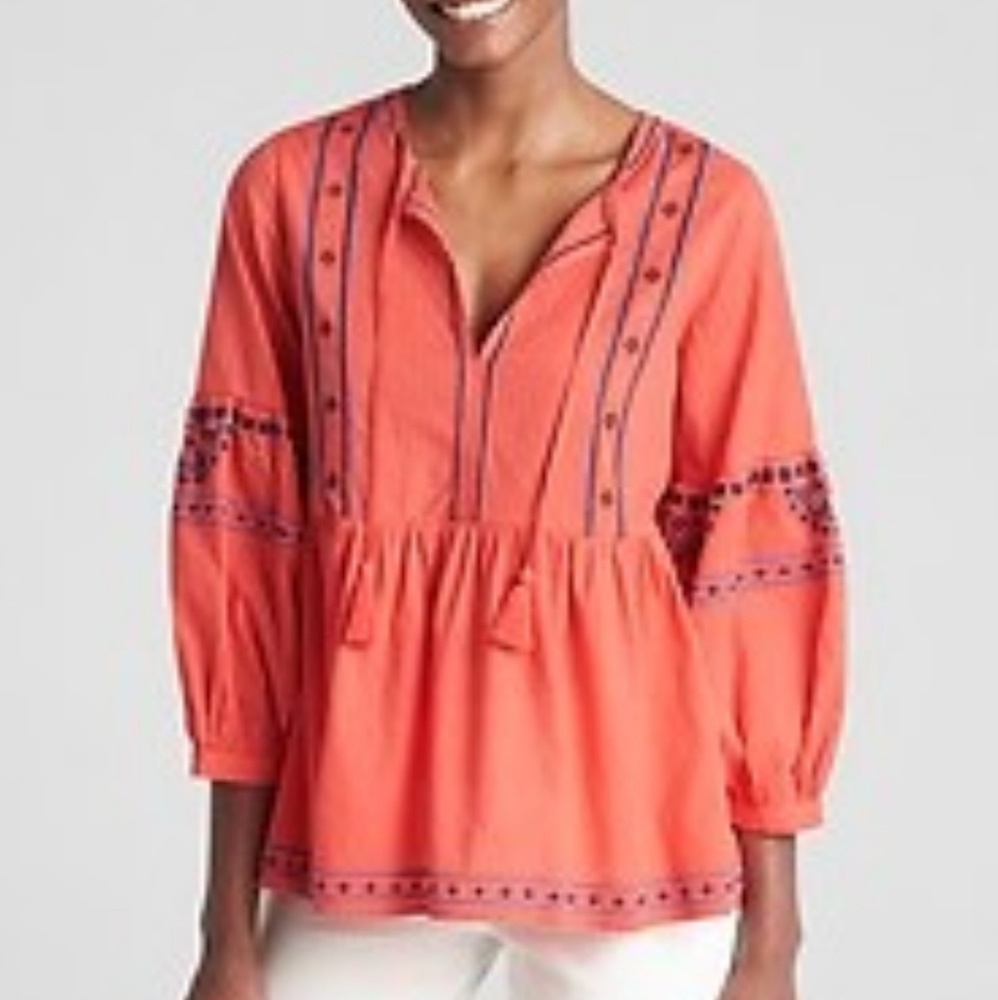 Gap top